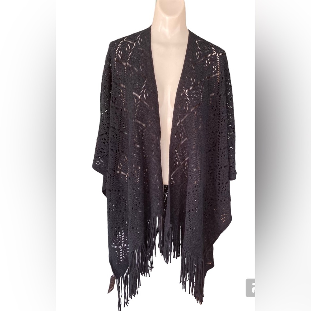 Massini black knit fringed shawl One size